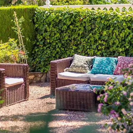 Haus Mit Privatem Pool- Garten Und Privatem Park By Interhome Ferienhaus Dénia